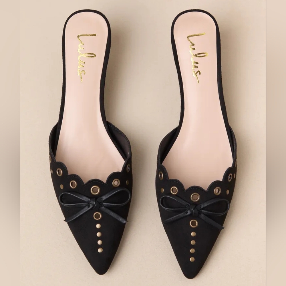Lulu's Black Scalloped Kitten Heel Mules with Bow Detail
